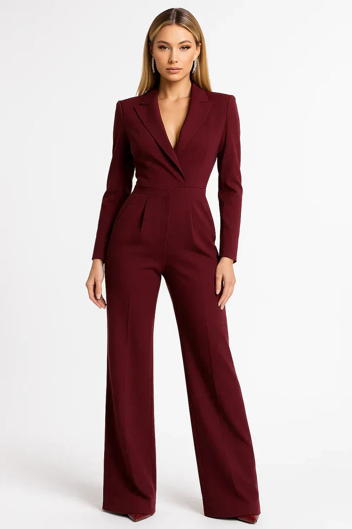 Luisa blazer-jumpsuit för dam med figurnära passform, vida ben och markerad midja. Stilren & modern design.