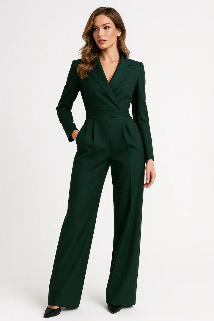 Elegant blazer-jumpsuit för dam med kavajslag, vida ben och markerad midja. Perfekt för både jobb och fest.