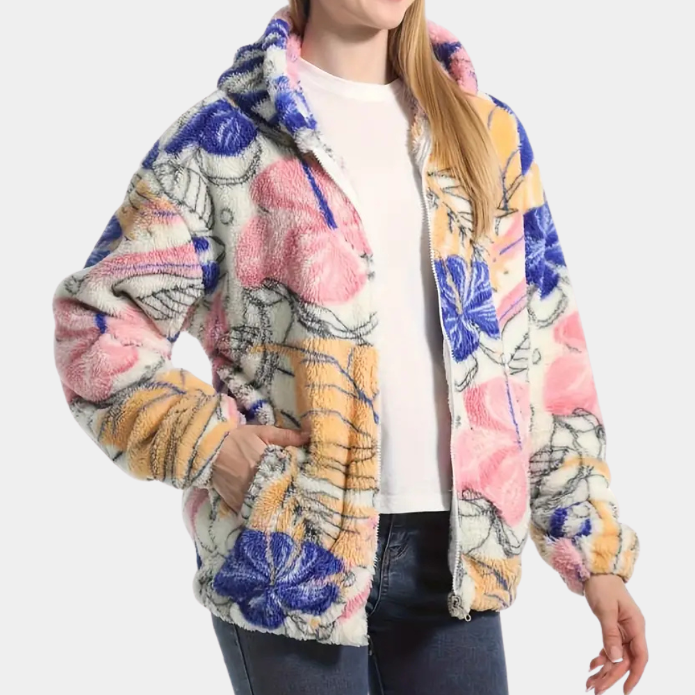 Mysig blommönstrad damjacka med varm fleece och huva, idealisk som ytterplagg för höst- och vinterbruk.