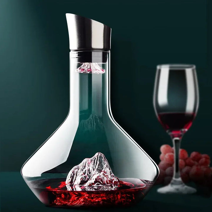 Stilfull dekantör av blyfri kristall (1,5 L) som förbättrar smaken på vin för vinälskare.