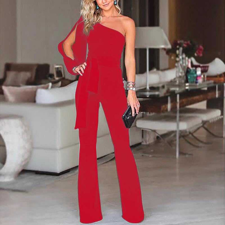 Lyxig enaxlad dam jumpsuit med fint fall, perfekt för elegant kvällsoutfit. Stilren design 'Caitlin'.