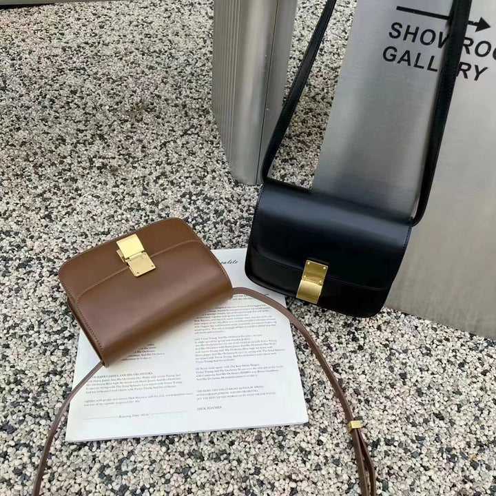 Praktisk vardagsväska, elegant messengerbag dam. En snygg och funktionell handväska.