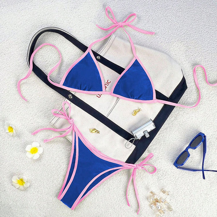 Trendig dam triangelbikini med justerbara knytband, bekväm för sommarens alla äventyr.