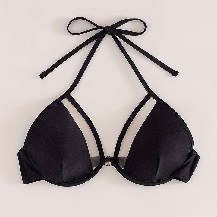 Eleganta badkläder, dam triangelbikini med unika transparenta detaljer för sommar och strand.