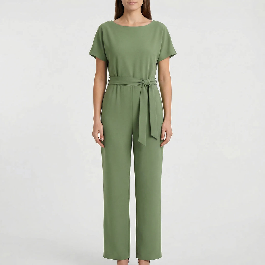 Mångsidig damjumpsuit med vida ben. Elegant och bekväm stil som passar både fest och vardag.