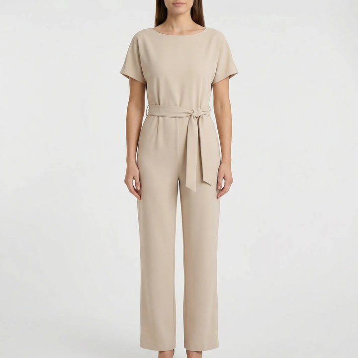 Trendig och bekväm damjumpsuit med vida ben. Minimalistisk stil för en modern och avslappnad look.