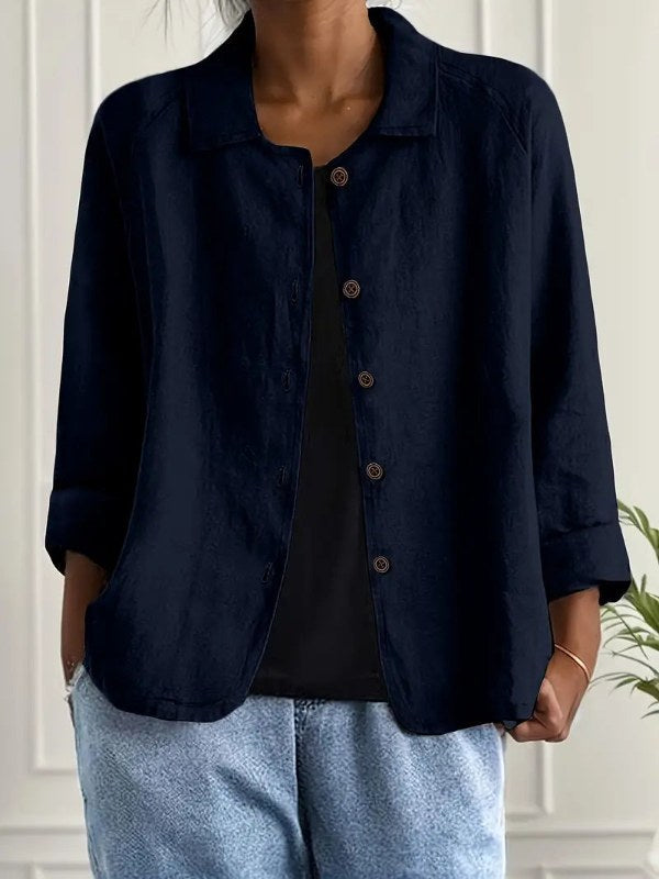 Svart elegant blazer med avslappnad passform, perfekt för vardagschic och sommar.