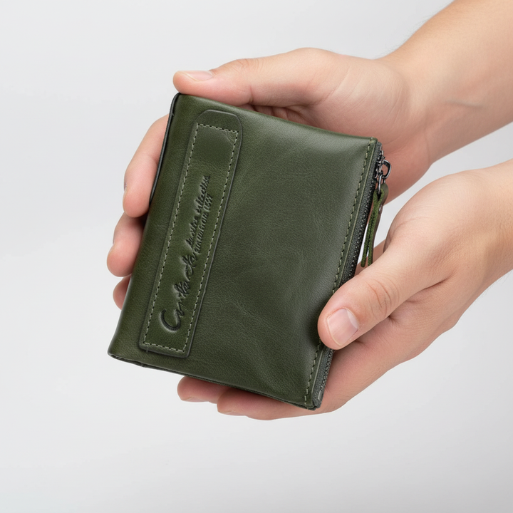 Damernas kortplånbok i premiumläder. Stilren och funktionell design, en oumbärlig accessoar för varje dag.