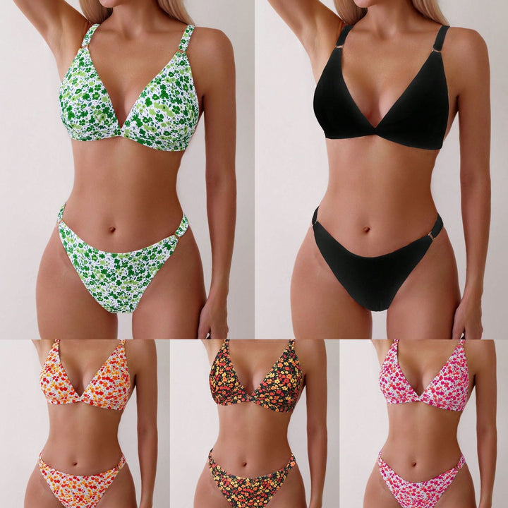 Elegant damtriangelbikini för sommar, strand och pool. Stilrena badkläder med komfort.