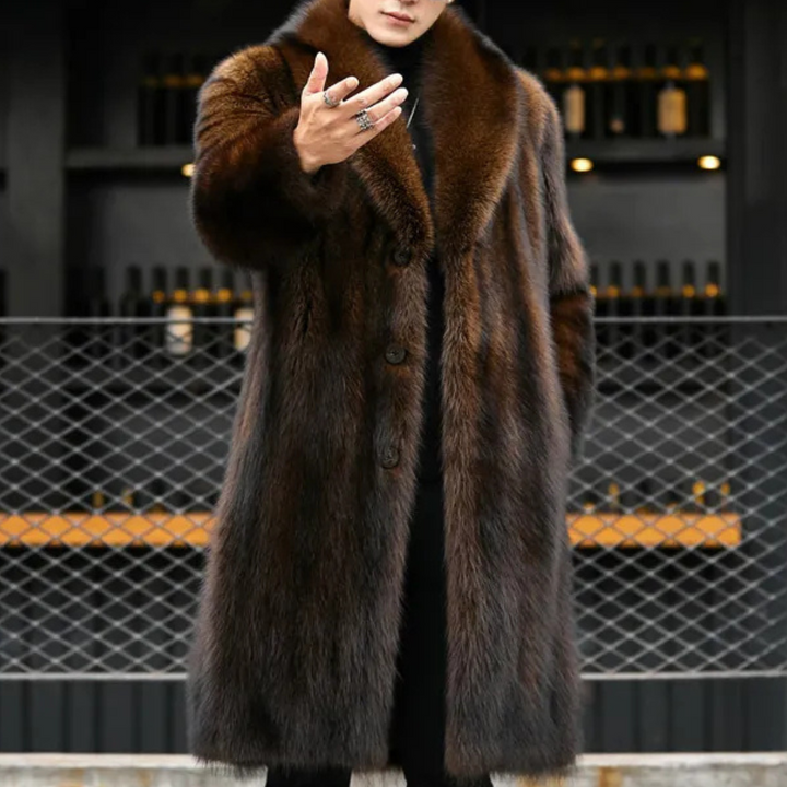 Elegant herr vinterjacka med lyxig pälslook, klassisk stil för kalla dagar. Varmt ytterplagg.