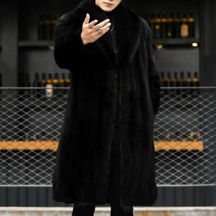 Varm och elegant herr vinterjacka med stilren pälslook. Klassisk herrjacka, perfekt ytterplagg för vintern.