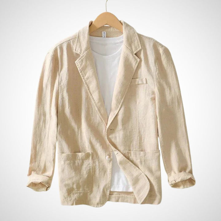 Snygg herrblazer i elegant design. En bekväm blazer herr som passar både till sommarblazer och höst.