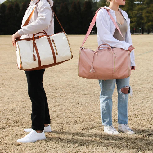 Kompakt och elegant Isabelle resväska i veganläder, perfekt som stilren weekendbag & handbagage för dam.
