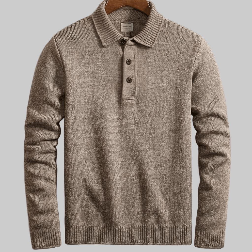 Herr James långärmad polotröja, en stickad tröja för elegant herrmode. Perfekt för höstens smart casual.