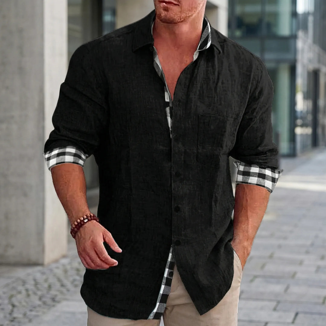 Elegant långärmad herrskjorta Connor, perfekt för kontor och formella tillfällen.