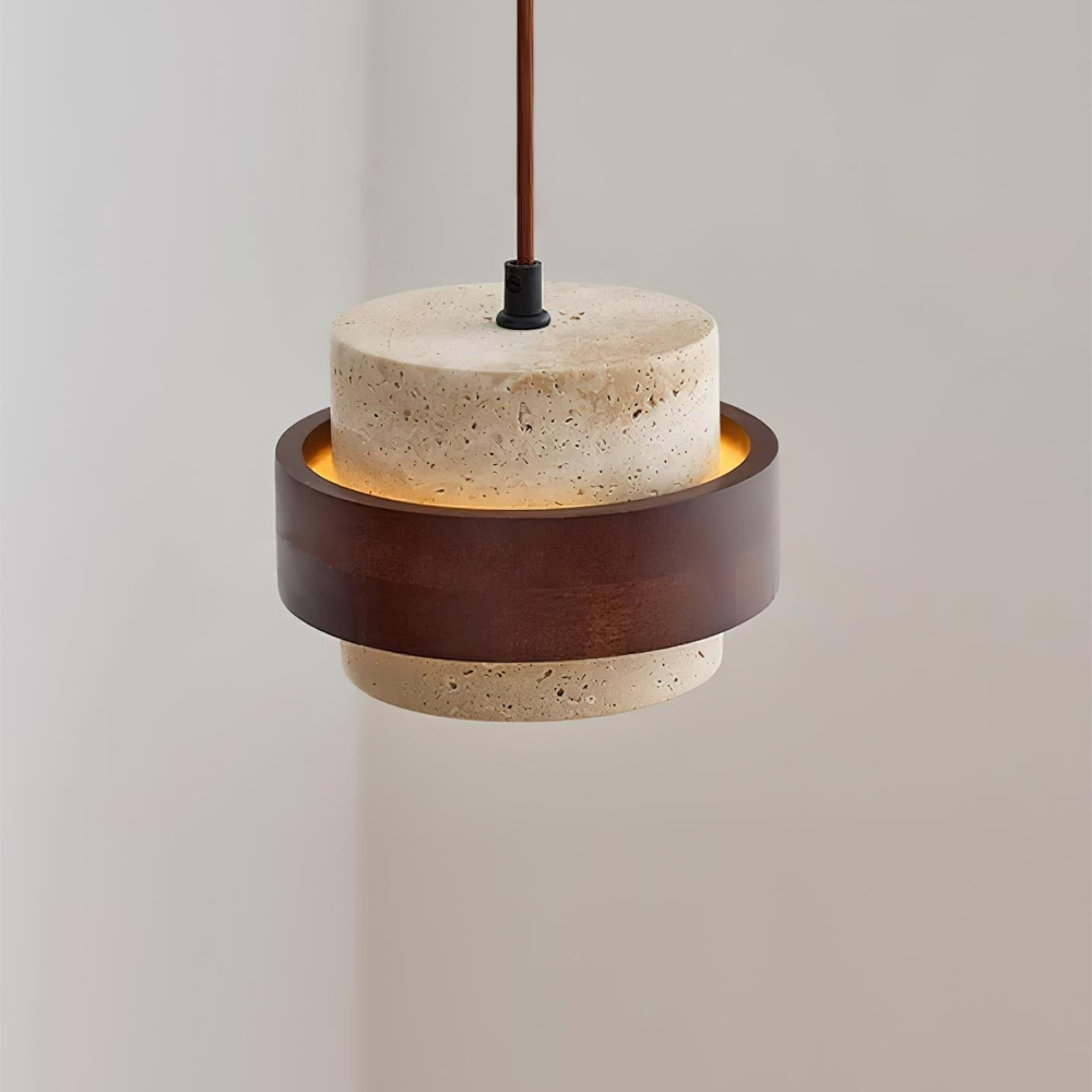 Lyxig travertin taklampa. Stilren cylinderlampa i valnötsträ för elegant hembelysning.