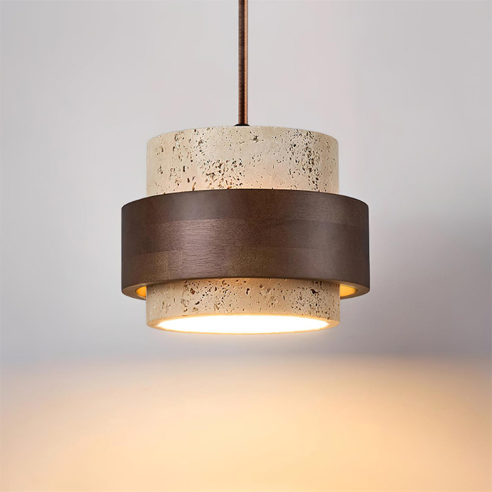 Modern belysningslösning: Travertin pendellampa med valnötsträ. Elegant cylinderform.