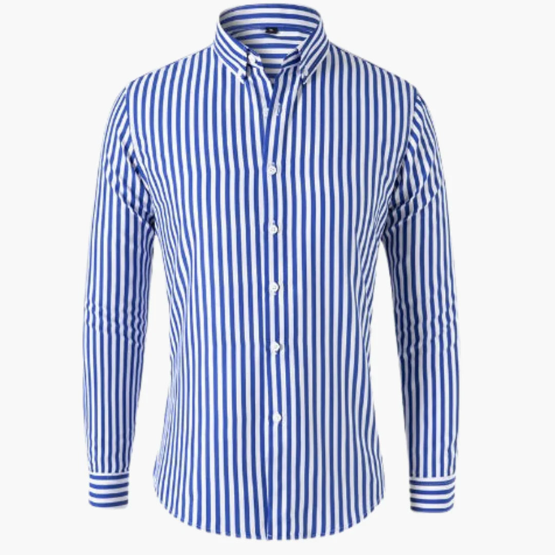 Elegant randig herrskjorta med långa ärmar, perfekt för business eller stilren casual look. Button-down design.