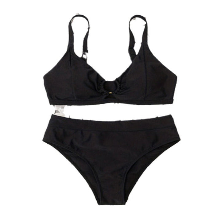 Trendig svart högmidjad bikini, perfekt sommar badmode för dam, bekväm passform för soliga dagar.