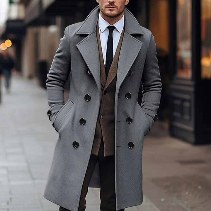 Herrarnas vinterjacka med dubbelknäppning, klassisk stil. Varm och elegant peacoat, ytterplagg för mode.