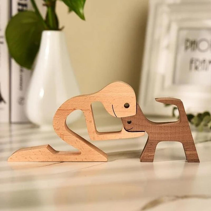 "Elegant träskulptur av djur och människor, hemmainredning i harmonisk stil, perfekt för hylla eller bord, ca 11x20 cm."