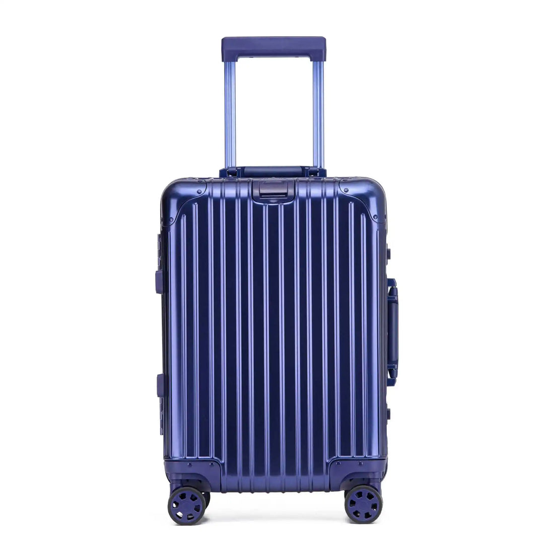 Robust unisex resväska i aluminium för affärsresor. Hårdskal, TSA-lås och smidiga spinnerhjul.