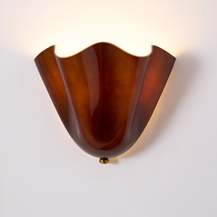 Unik designlampa, snäckformad, för att skapa en personlig atmosfär.