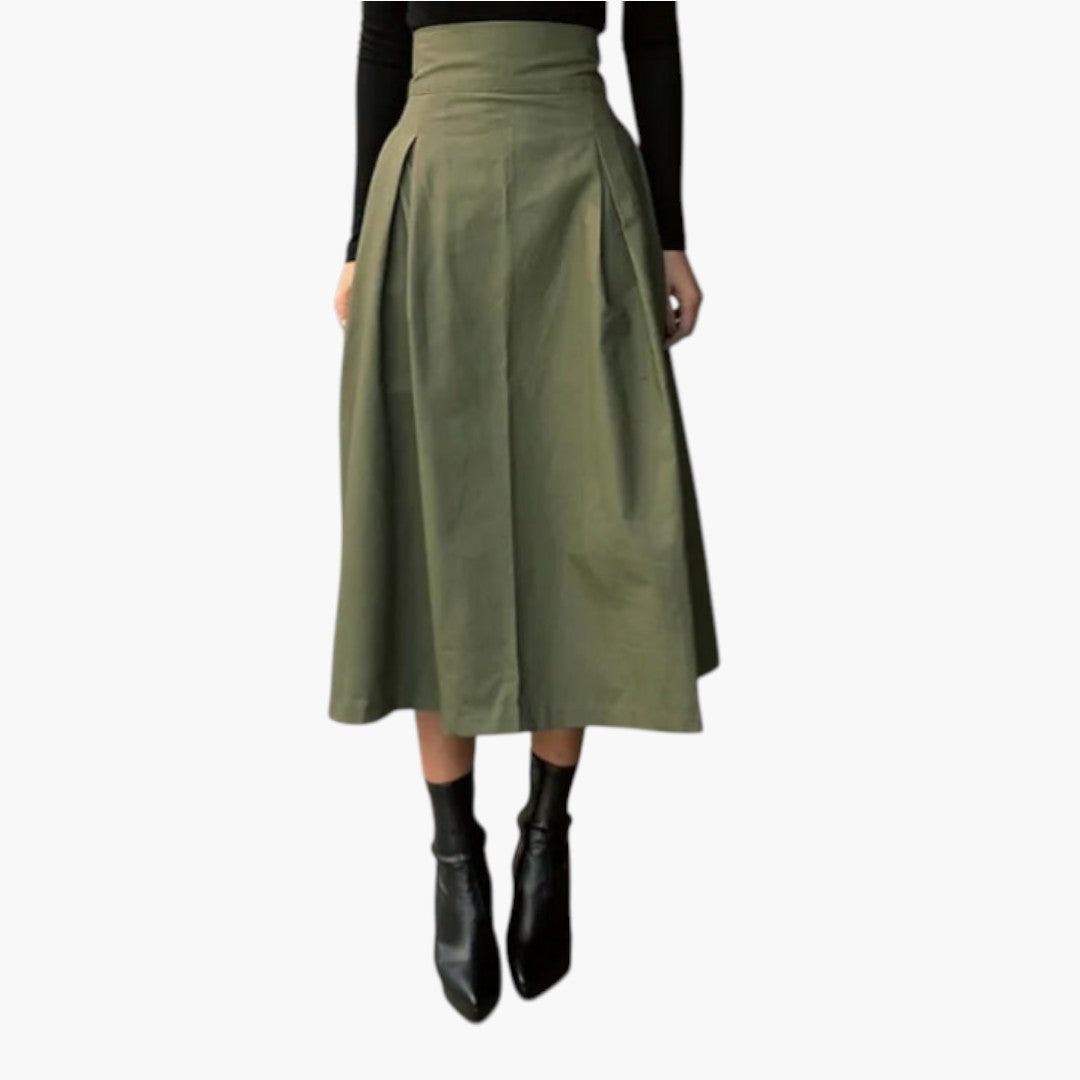 Stilren A-linjeformad veckad midi-kjol i olivgrön eller kaki med elegant knytdetalj, idealisk för mode.