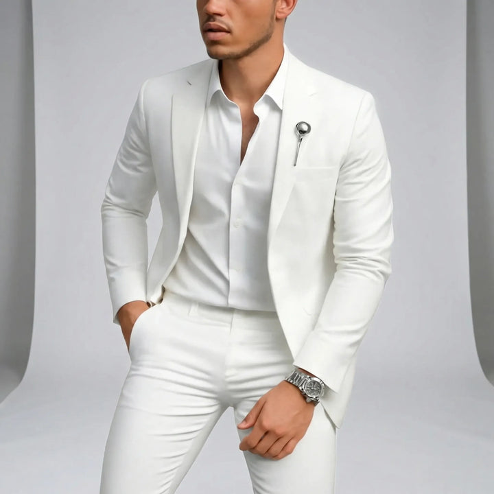 Herr elegant vit slim fit kostym, tvådelad, idealisk för bröllop, fest och formell klädsel.