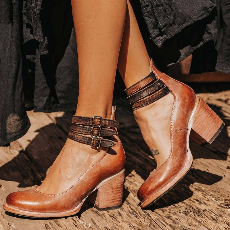 Halkfria damskor, eleganta pumps som ger komfort och stil från morgon till kväll.