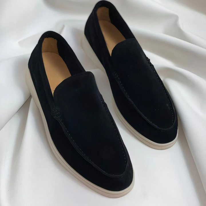 Stilfulla herrloafers för vår- och sommarbruk. Mångsidiga mokasiner, bekväma för vardag och fest.