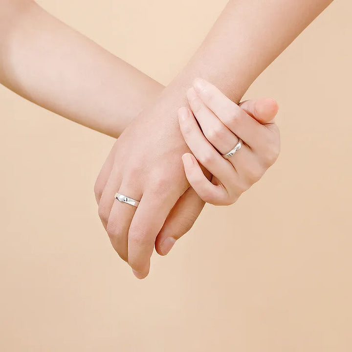"Eleganta sterling silver parringar, infinitydesign, symbol för kärlek och samhörighet, justerbar storlek, perfekt present."