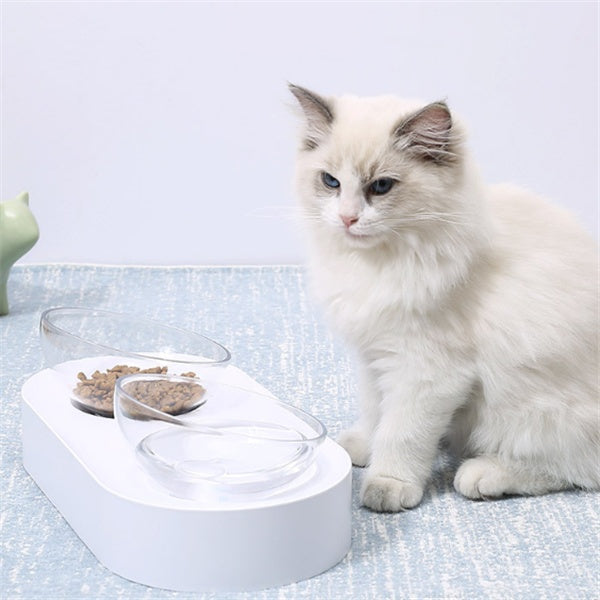 Ergonomisk kattmatskål med lutning för bekväm matstund. Upphöjd design minskar belastning på nacke & rygg.