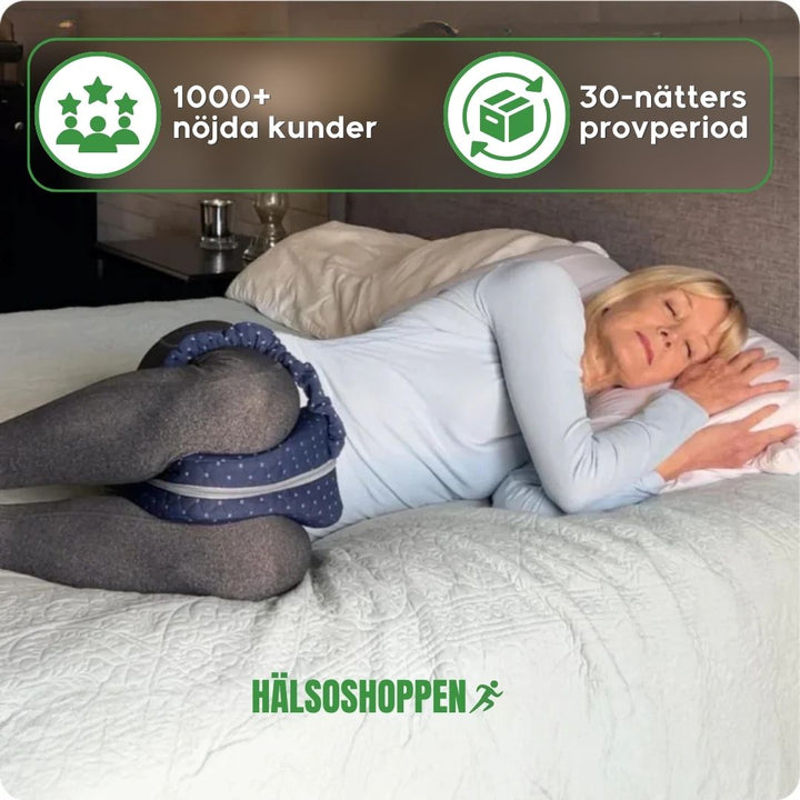 Ortopedisk kudde i memoryskum för smärtlindring i rygg och höfter, förbättrar sovkomfort för vila.