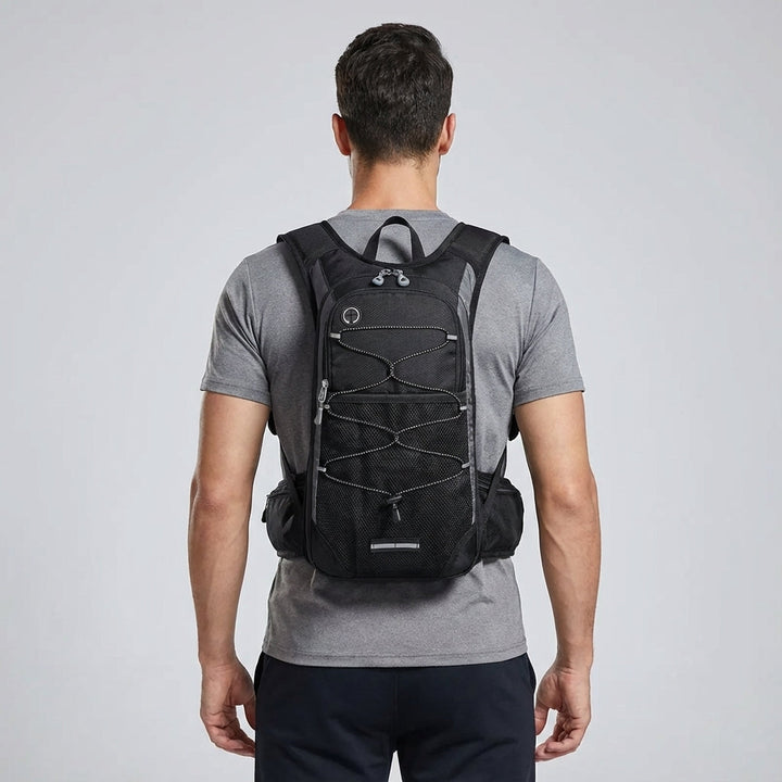 Bekväm ergonomisk vandringsryggsäck med vadderade axelremmar, unisex, idealisk för långa dagsturer.