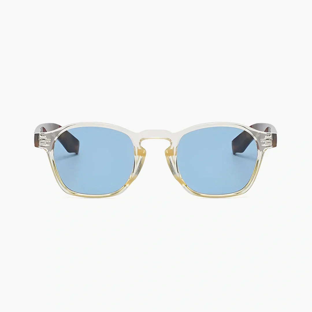 Céline solglasögon med transparenta bågar och ljusblå glas framifrån