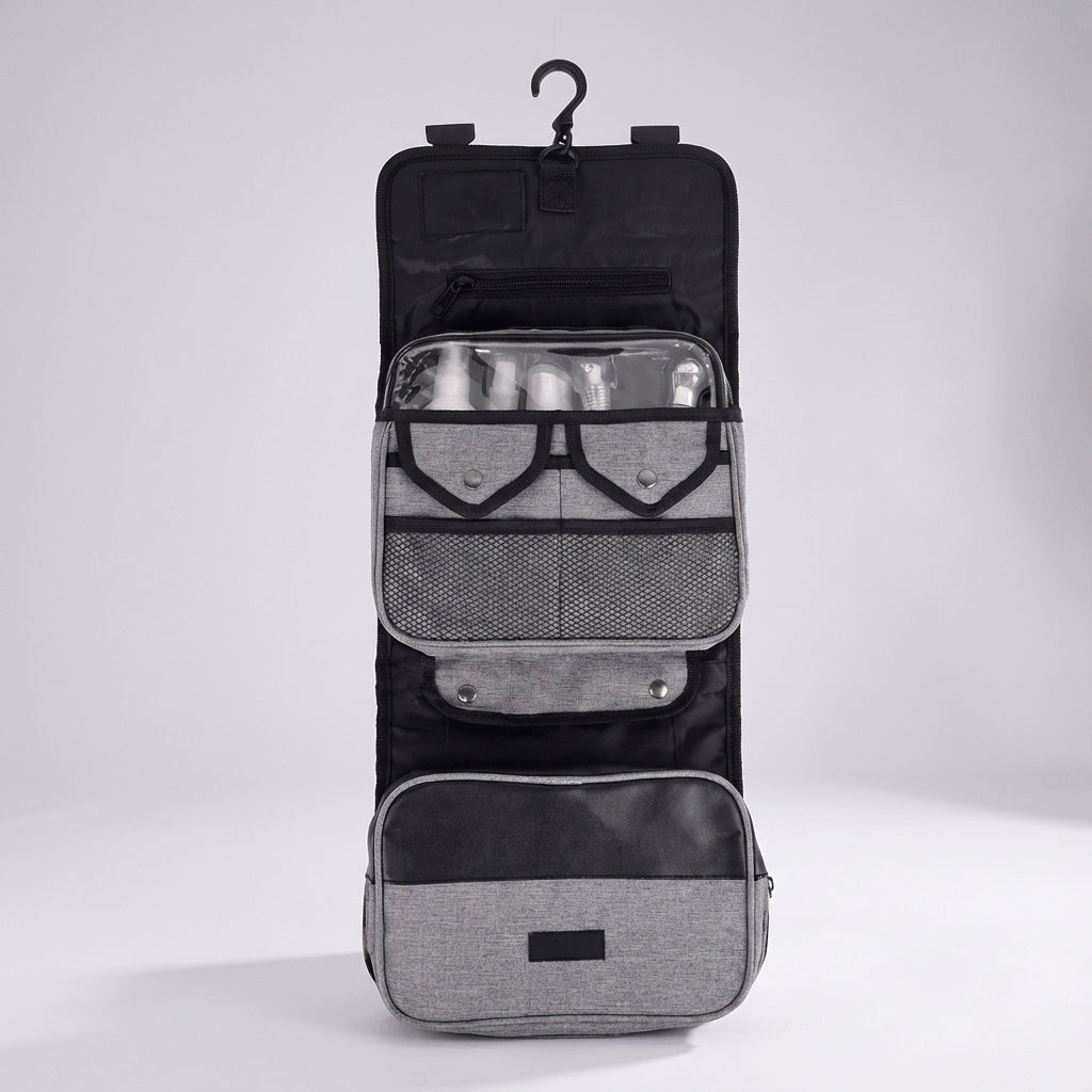 Hängande necessär i hopfällbar design, vattentät förvaring för badrumsförvaring och camping.