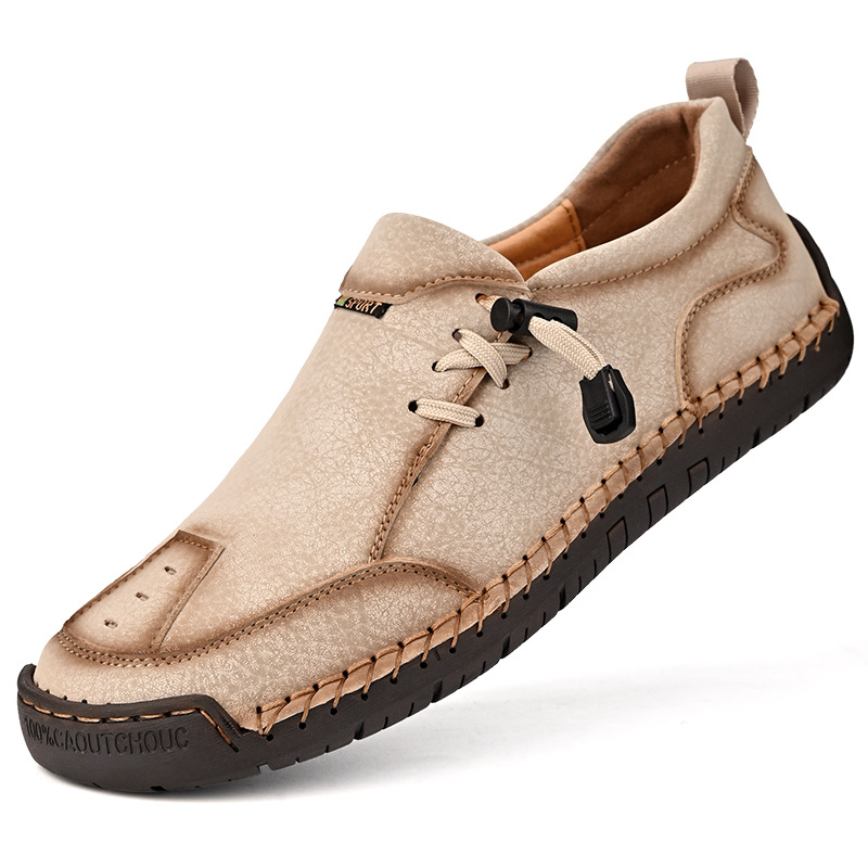 Brunt läder på handgjorda loafers för dam