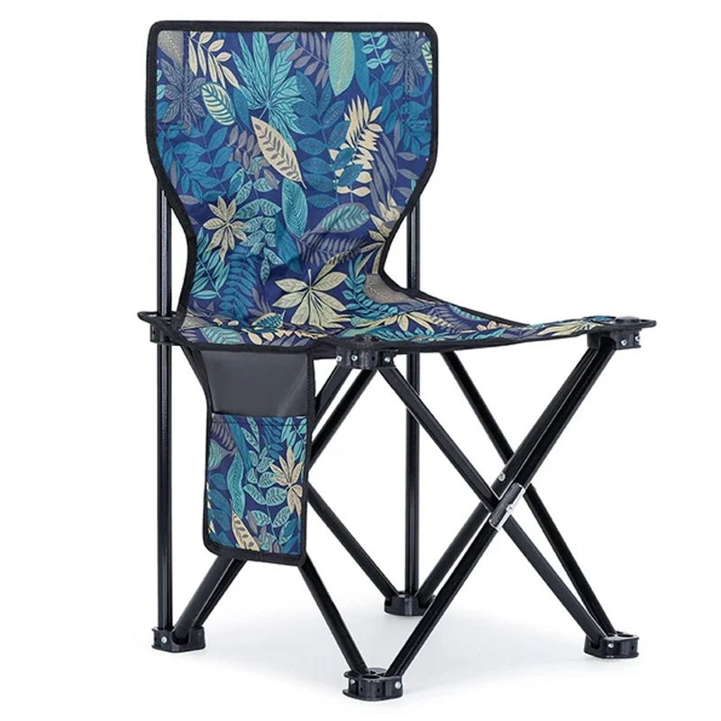 Fällbar campingstol i flera färger, robust design med sidofickor, tillverkad i oxfordväv och stålram för utomhusbruk.