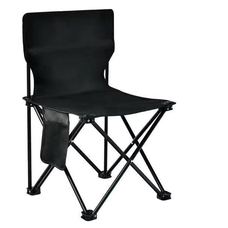 Fällbar campingstol i flera färger, robust design med sidofickor, tillverkad i oxfordväv och stålram för utomhusbruk.