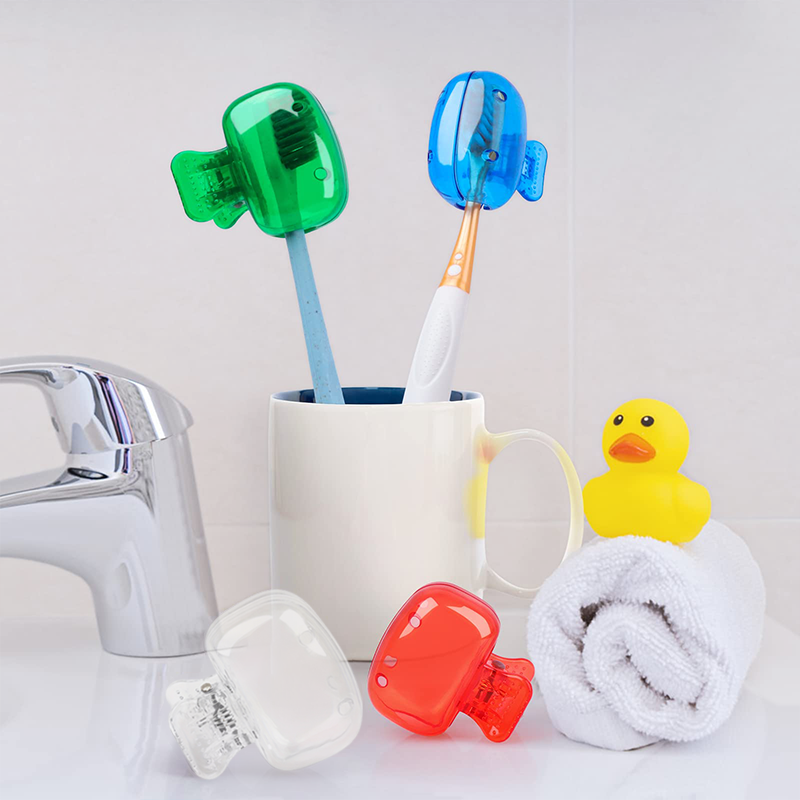 Färgglatt plastfodral för tandborste, set med fem olika färger: genomskinlig, blå, röd, grön, rosa. Perfekt för resor.