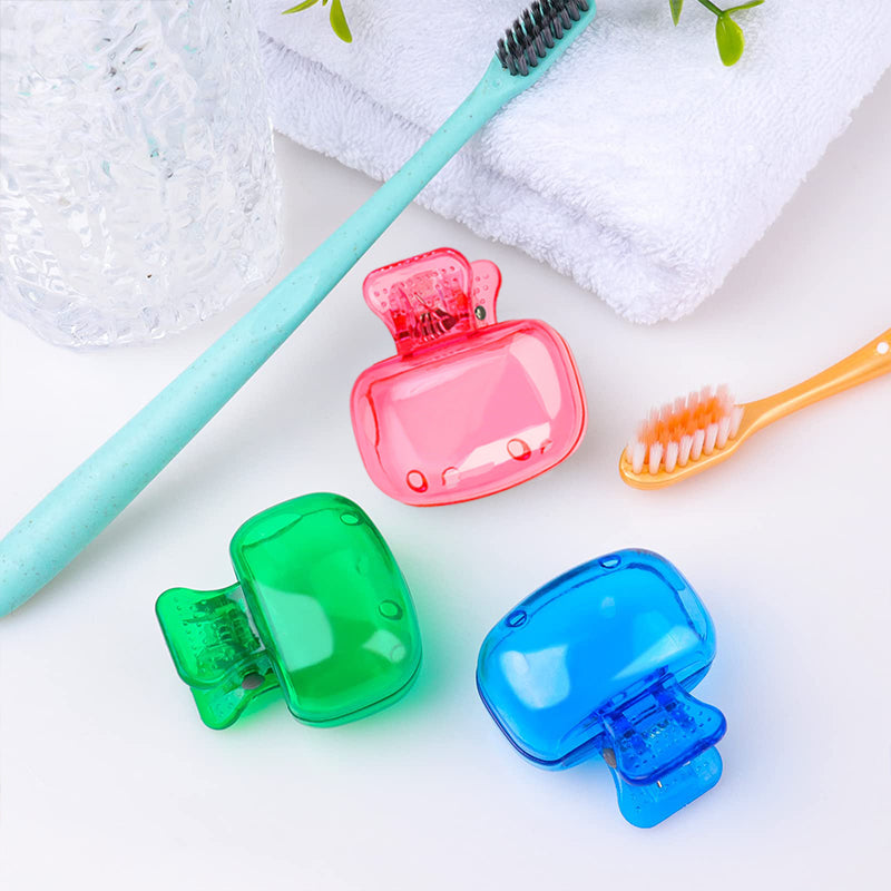 Färgglatt plastfodral för tandborste, set med fem olika färger: genomskinlig, blå, röd, grön, rosa. Perfekt för resor.