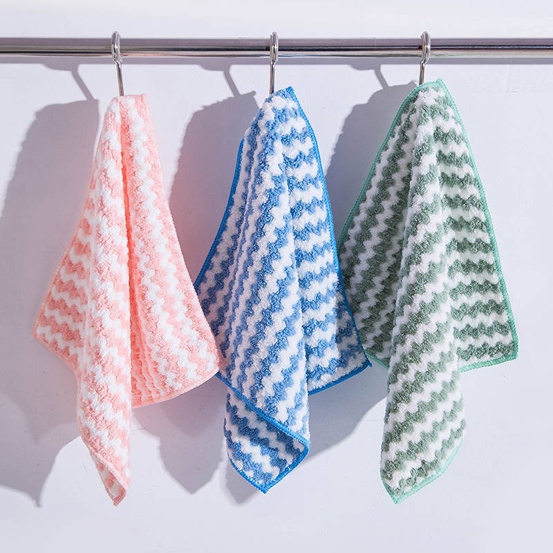Färgglada superabsorberande mikrofiberdukar för köket, 3-pack, i blå, grön och rosa. Hållbara och icke-repande.