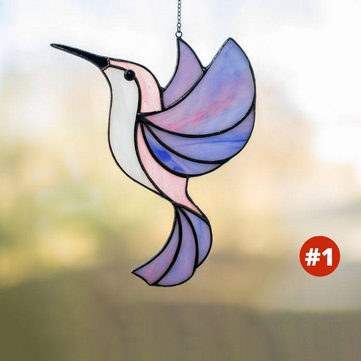 "Färgglatt kolibri fönsterhängsmycke i akryl, mångfärgat design, ger elegant touch till rummet. Perfekt för fågelälskare."