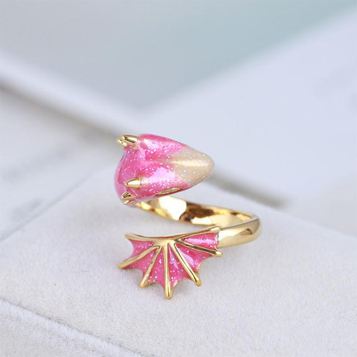 Justerbar drakring för kvinnor med färgstarka stenar i rött, grönt, blått och rosa för en elegant look.