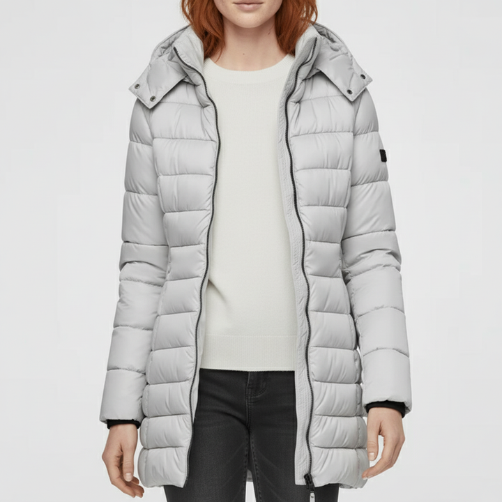 Värmande parkas Sofia för dam. Figursydd vinterjacka som passar som vardagsjacka och höstjacka.