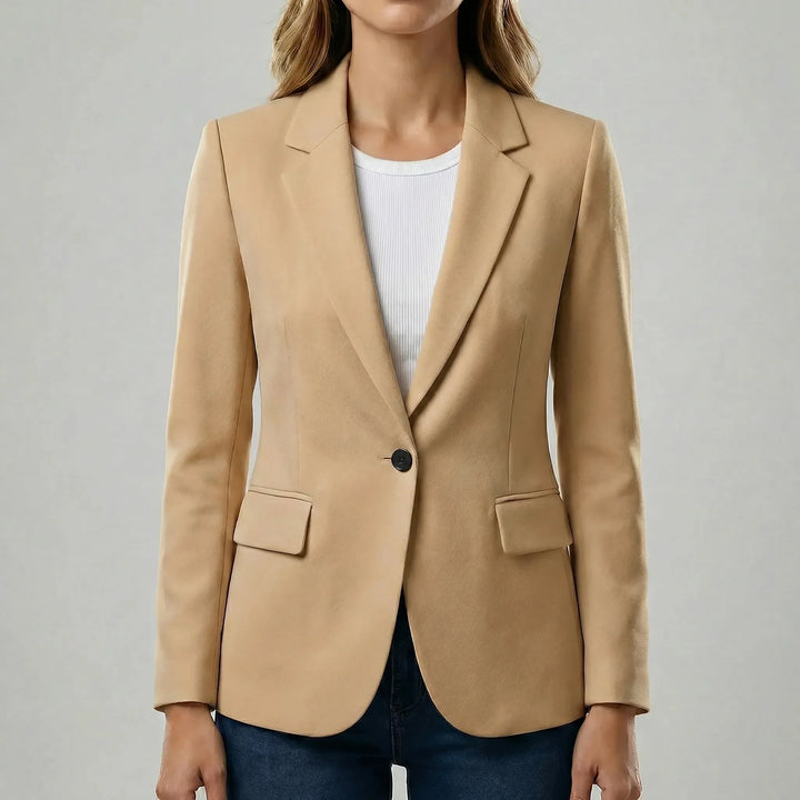 Komfortabel stretchblazer Isla för dam. Figursydd kavaj som kombinerar elegant mode med överlägsen komfort.