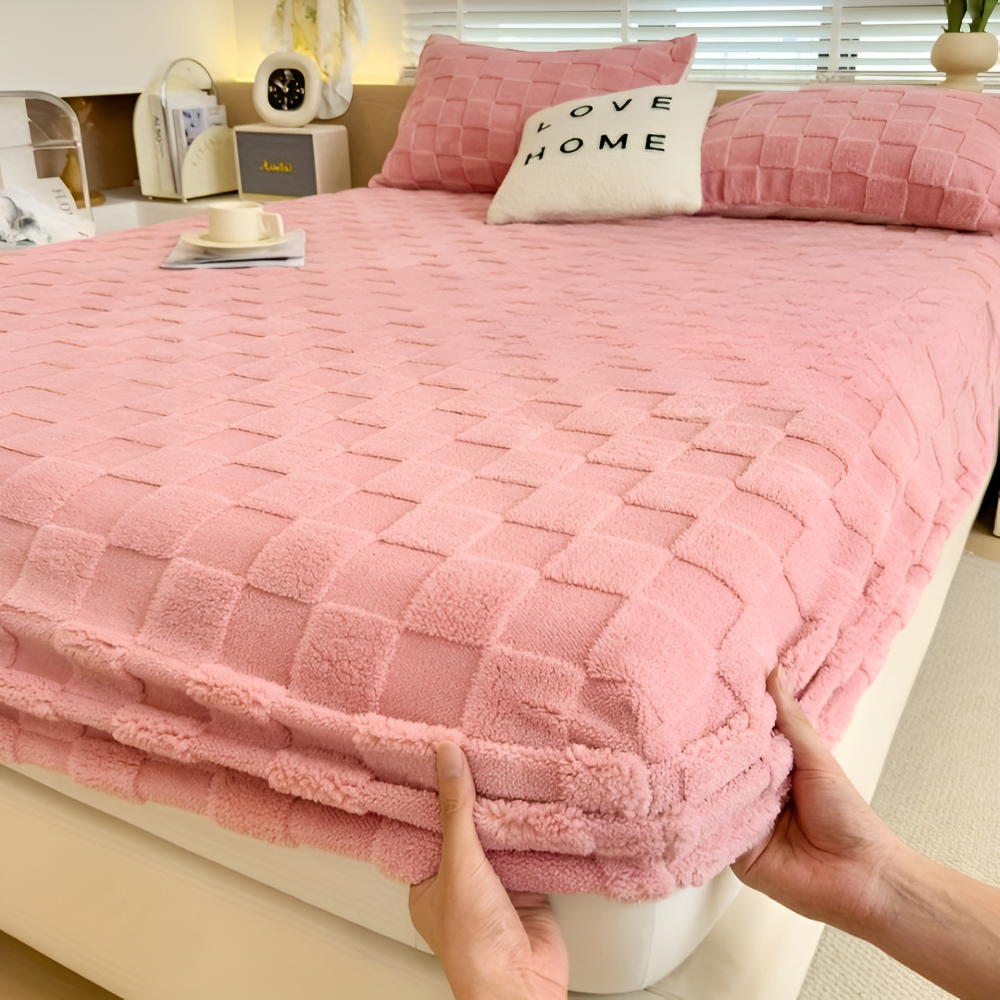 Sov gott med lyxigt, fluffigt vinter spännlakan i polyester, för en djupare, varmare sömn.