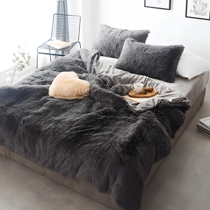 FlufFur sängkläder set för drömsömn året om. Lyxigt mjukt täcke, lakan och kuddöverdrag.