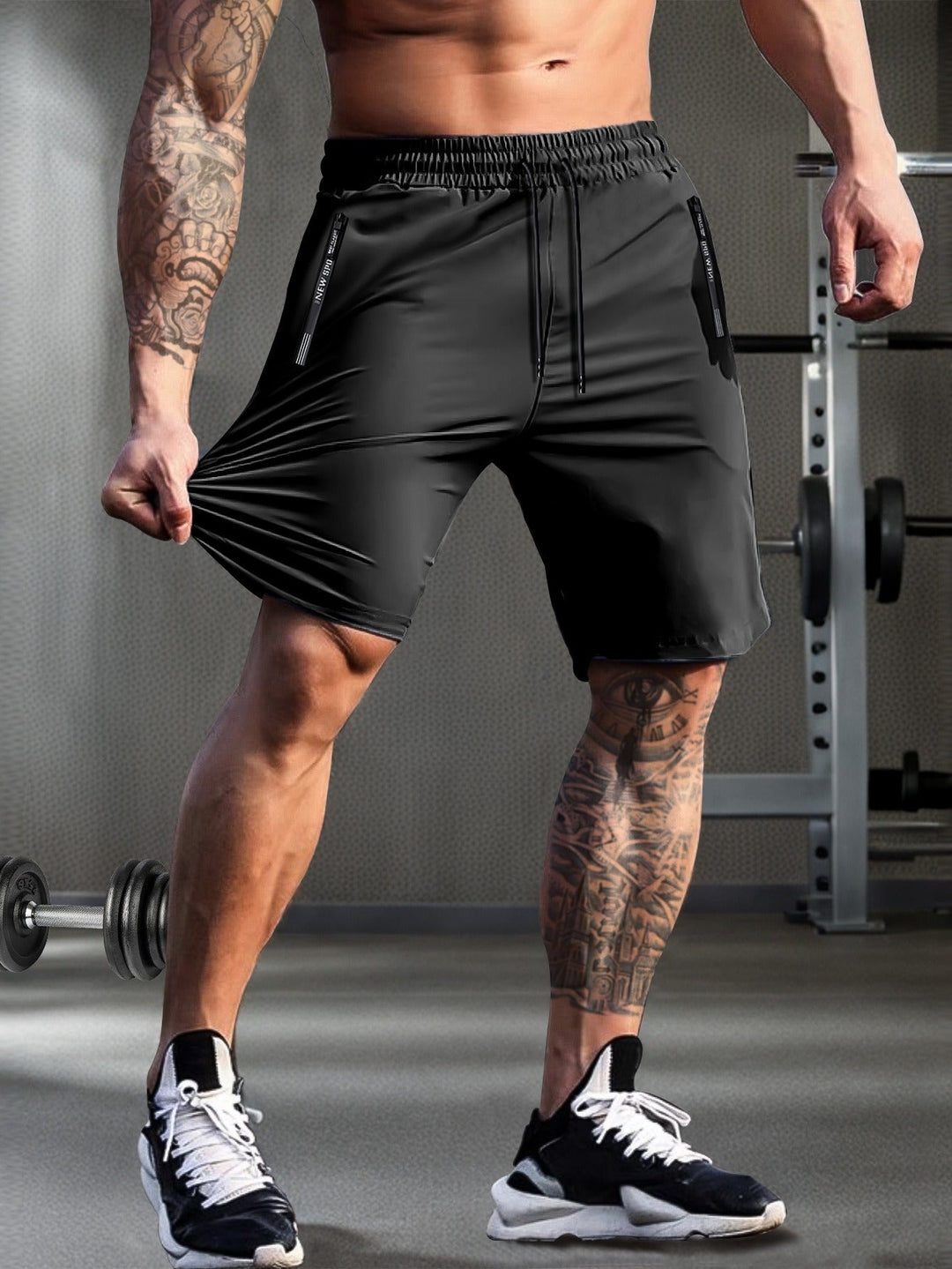Svart träningsshorts för herrar med stretchig passform och dragsko i midjan